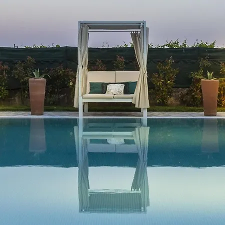 The Luxury With Shared Swimming Pool, Between And Torre Del Puccini Villa